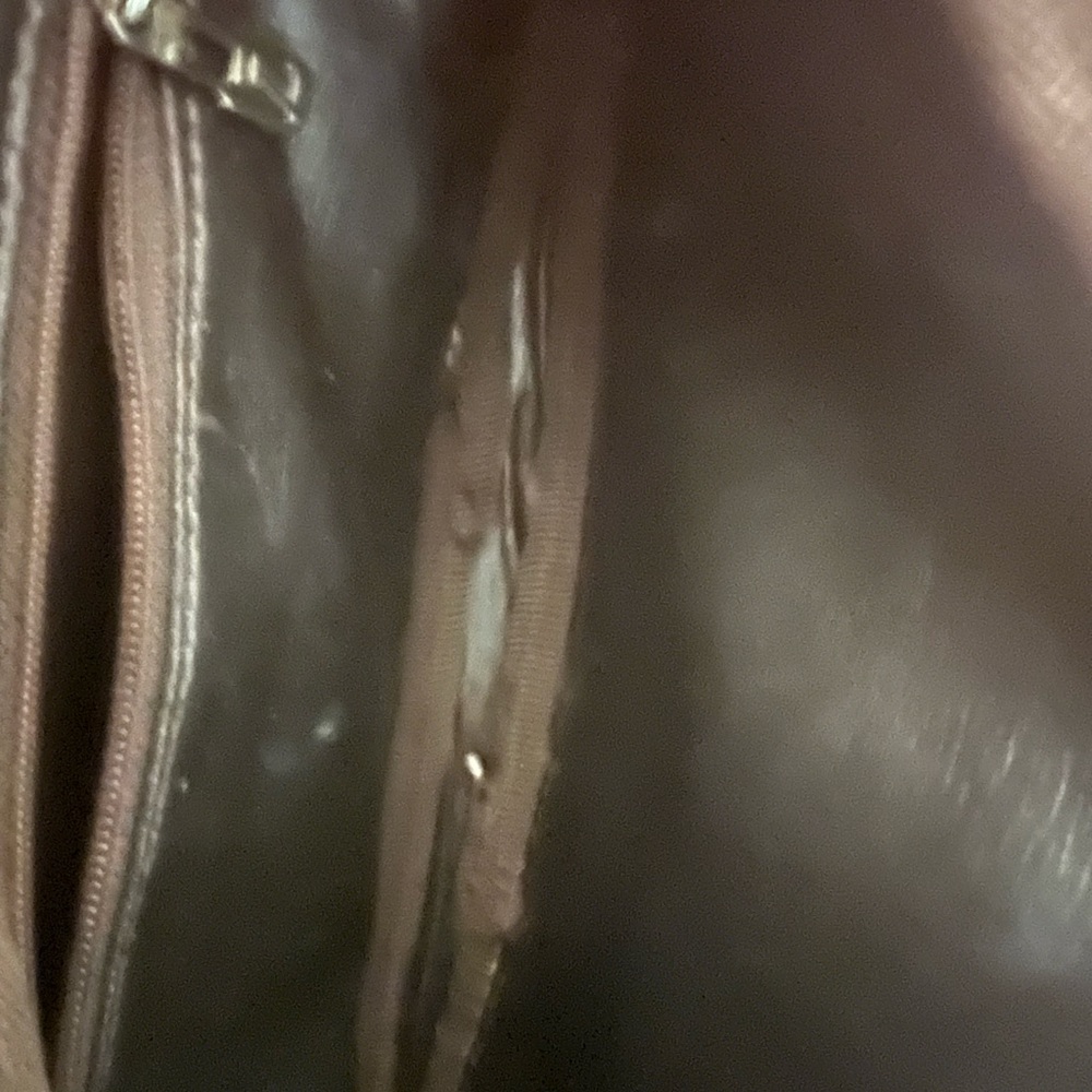 Vintage Louis Vuitton Make-up bag - Picture 3 of 5